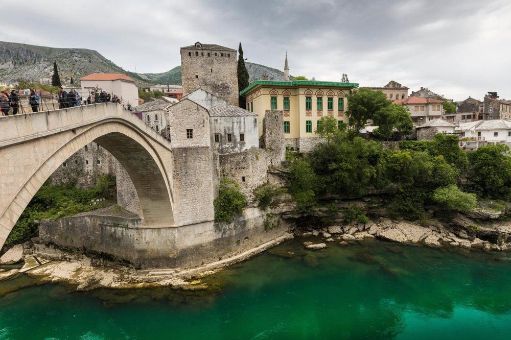 TLO U REGIONU NE PRESTAJE DA PODRHTAVA: Zemljotres jačine 4,2 stepena pogodio područje Mostara, osetio se i u Hrvatskoj