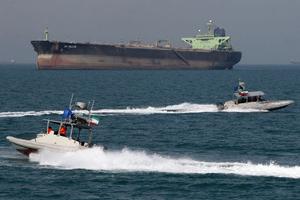 NAPADNUTI TANKERI U PERSIJSKOM ZALIVU: Sa dva plovila kod Omana se navodno čule i eksplozije