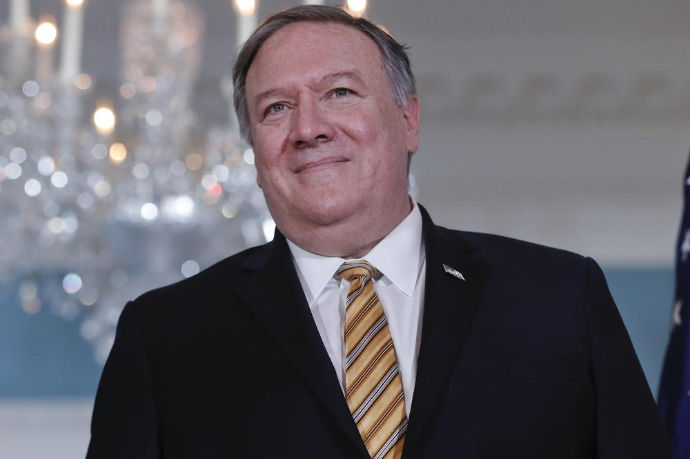 POMPEO PORUČIO: SAD i dalje vodi koaliciju protiv Islamske države!