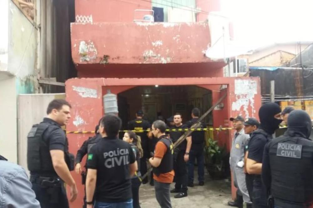 MASAKR U BRAZILSKOM KAFIĆU: Naoružani napadači zapucali na goste, ubili jedanaest ljudi! (VIDEO)