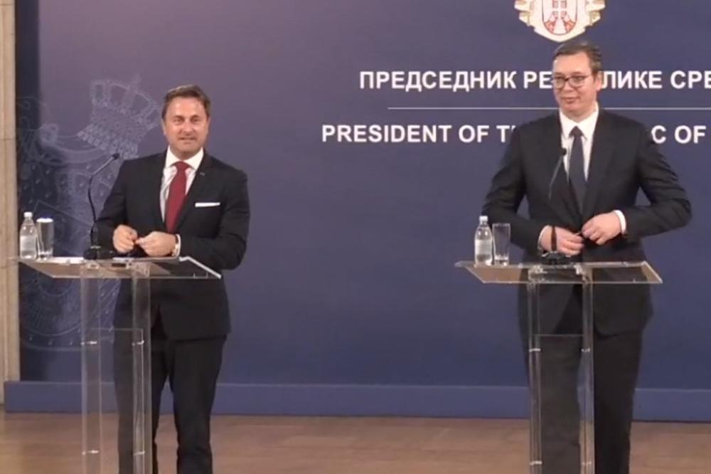 (KURIR TV UŽIVO) Vučić se na Andrićevom vencu obraća medijima nakon sastanka sa premijerom Luksemburga