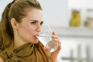 Zašto je dobro popiti šolju tople vode nakon jela