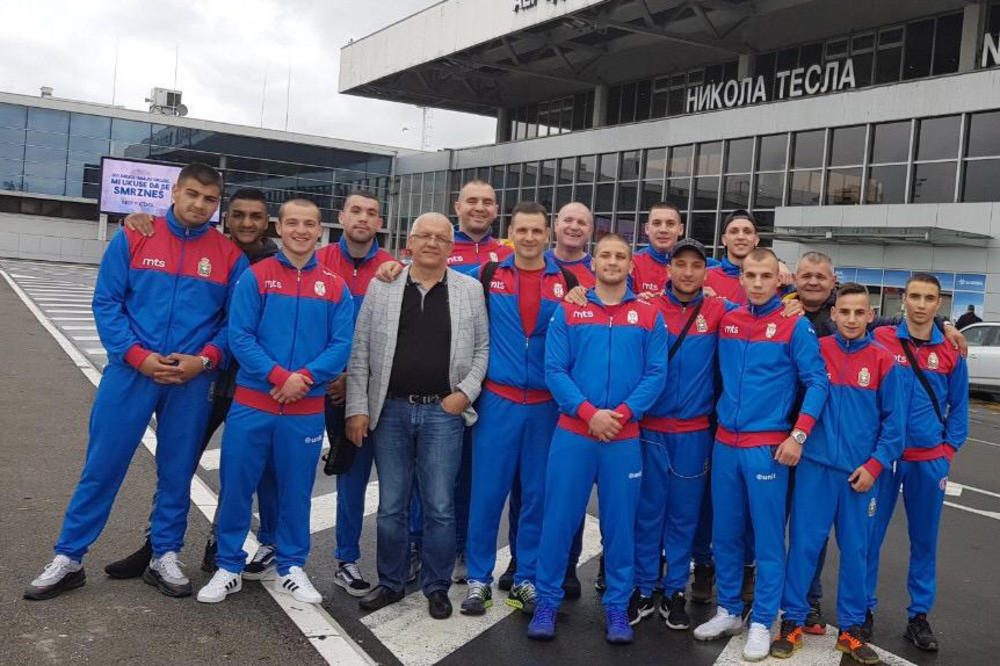 BRUŠENJE FORME ZA EVROPSKE IGRE U BELORUSIJI: Srpski bokseri na pripremama u Rusiji