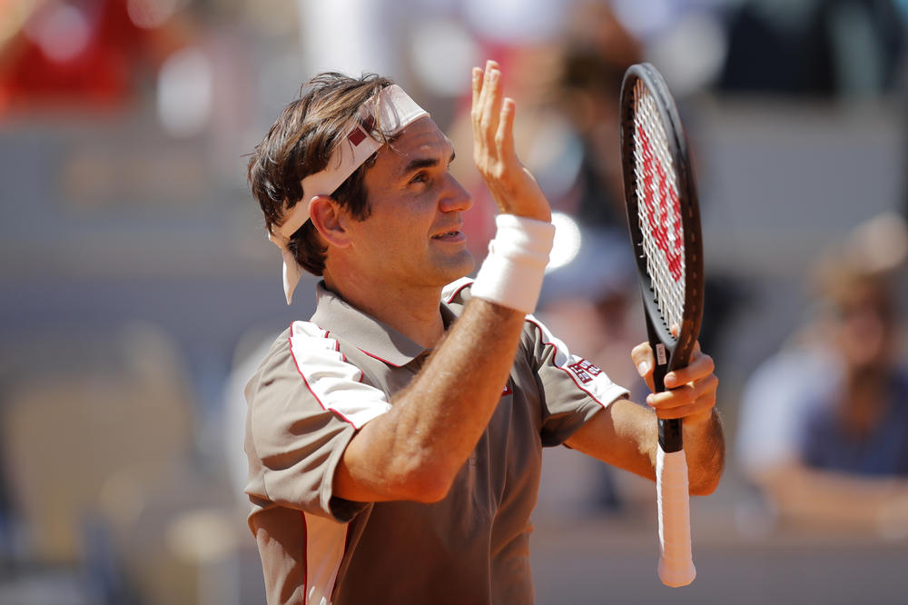 ŠOKANTNO OTKRIĆE ŠVAJCARCA! Federer otkrio koji teniser mu je promenio karijeru iz korena! OVOME SE NIKO NIJE NADAO!
