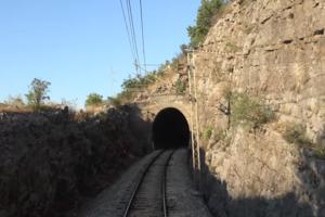 REKONSTRUISANI POSLE SKORO 60 GODINA: Na pruzi Kraljevo-Raška uređeno četiri tunela, širom Srbije biće obnovljeno čak 27, a koštaće više od milijardu dinara