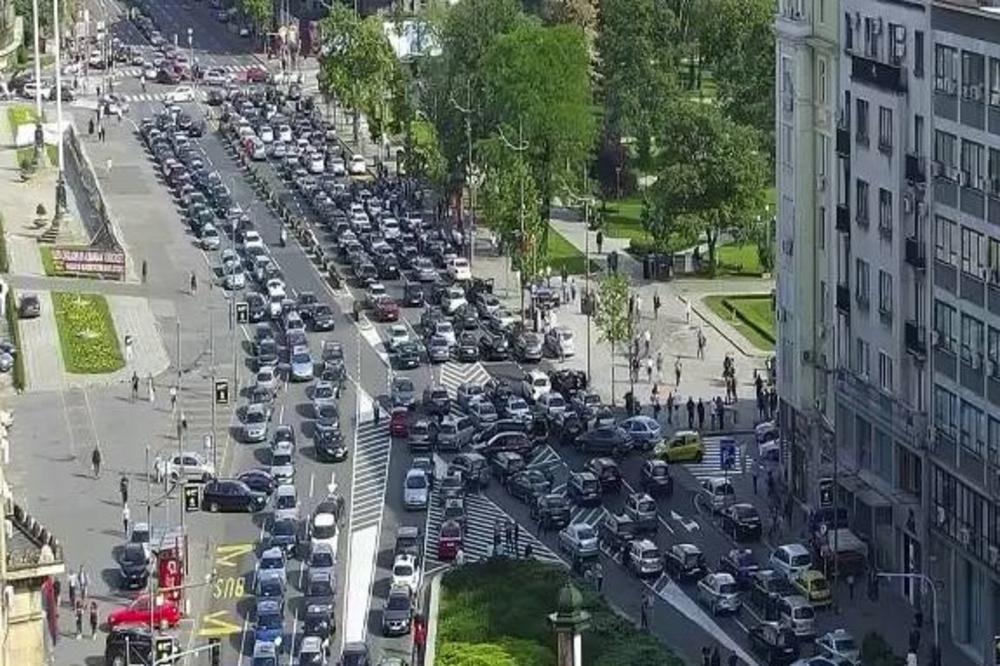 TAKSISTI PONOVO PARALISALI BEOGRAD! A sledeće nedelje prete blokada i haos iz 6 pravaca!