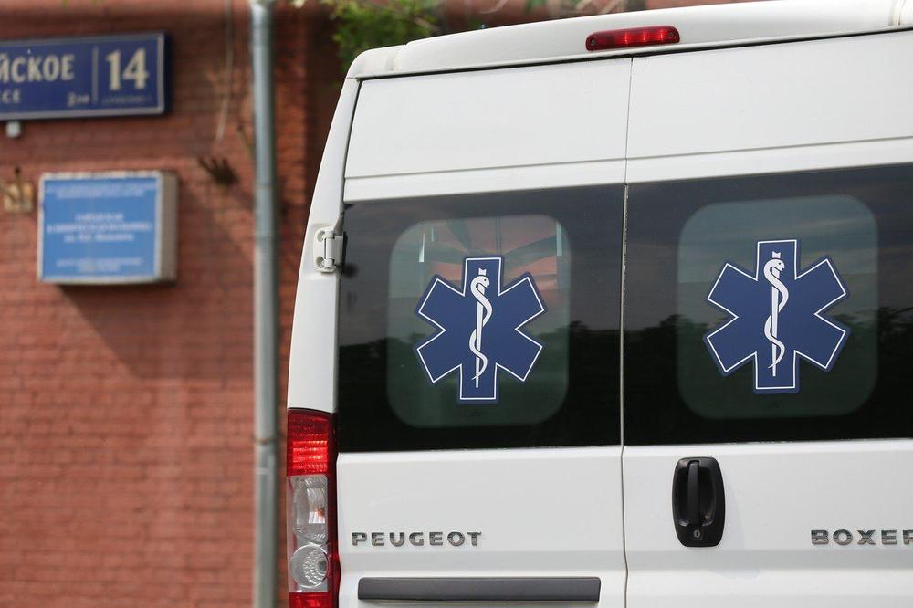 MIRNA NOĆ U BEOGRADU: U dva udesa povređena dva muškarca, prevezeni u Urgentni