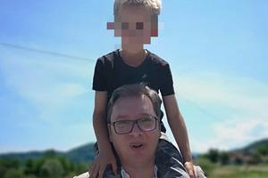 NEOBIČAN ZAHTEV ZA PREDSEDNIKA SRBIJE: Mali Rajko iz sela Krstac prišao Vučiću, pa zatražio da mu kupi OVO (FOTO)