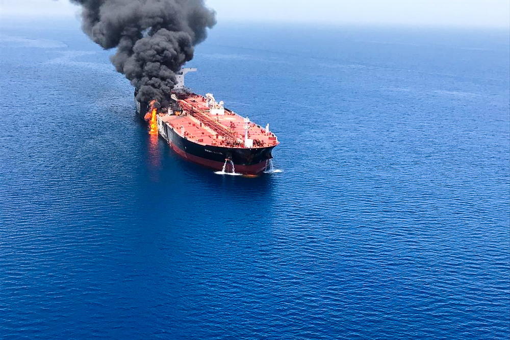 INDIJA POSLALA 2 BRODA U OMANSKI ZALIV: Čuvaju svoja plovila posle napada na tankere