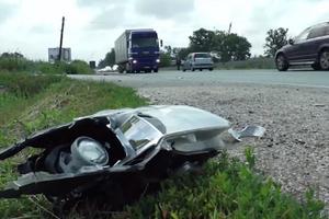 MEDICINSKA SESTRA POGINULA PORED MAJKE I ĆERKE: Auto sleteo i prevrnuo se nekoliko puta! IZDAHNULA MAJCI NA RUKAMA