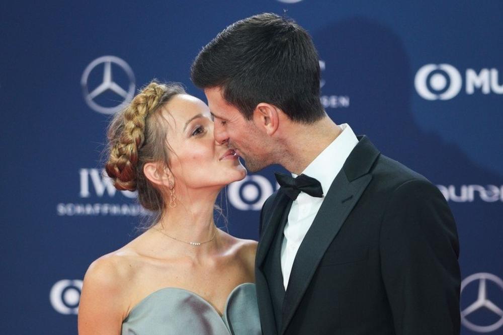 ČISTA ROMANTIKA! Novak otkrio kako je zaprosio Jelenu: Balon se zapalio, počela je da paniči... (VIDEO)