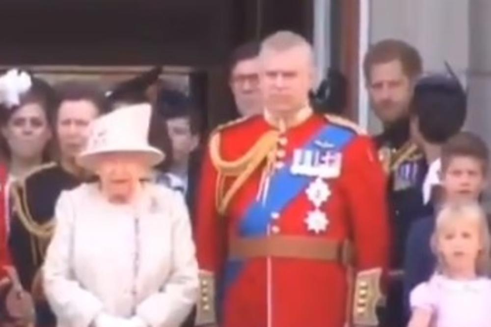 NOVI SNIMAK OTKRIVA: Evo zašto je princ Hari ućutkao Megan Markl dok su stajali na balkonu (VIDEO)