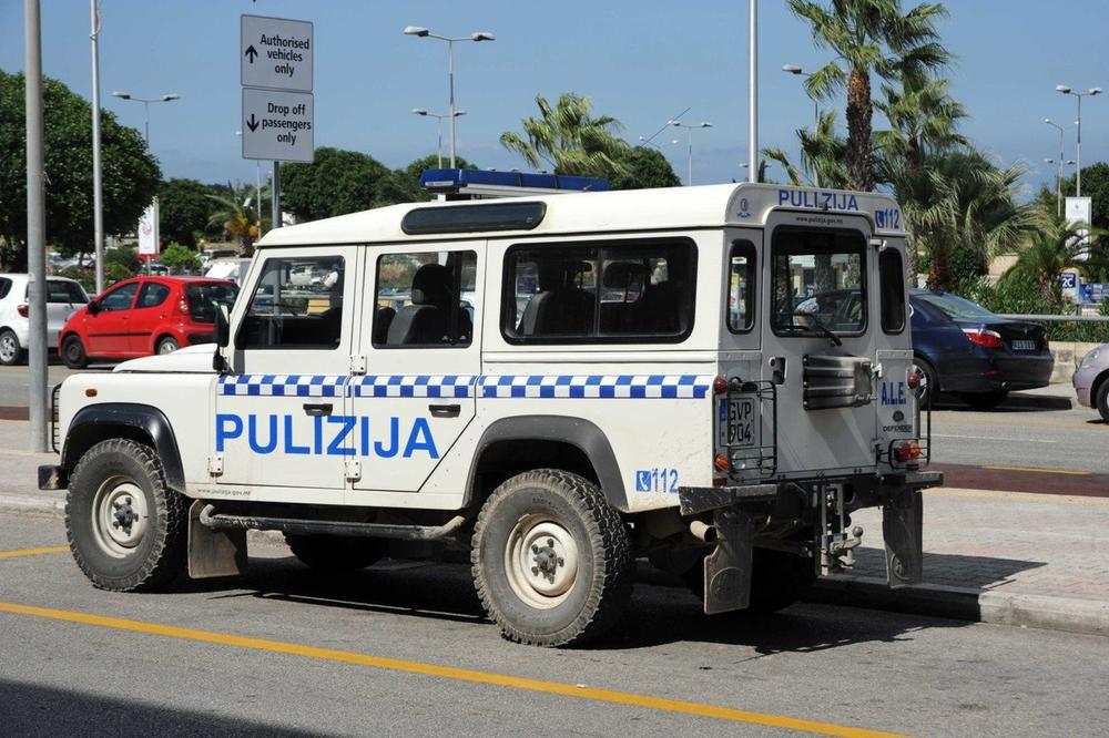 DROGIRALI SE U TOALETU LOKALA: Dvojica Srba uhapšena na Malti