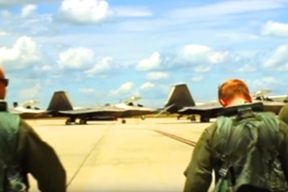 NAPETO NA BLISKOM ISTOKU: Vojska SAD rasporedila još 12 avione lovaca u Persijskom zalivu! (VIDEO)