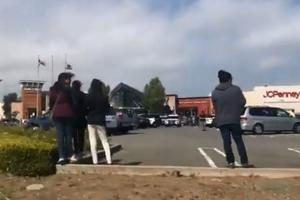DRAMA U KALIFORNIJI: U pucnjavi u tržnom centru dvoje povređeno (VIDEO)