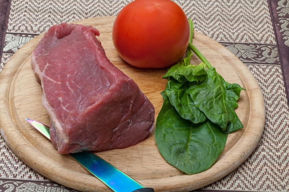 KAKVA NAM JE KUPOVNA MOĆ: Za kilo mesa radimo sat i 15 minuta?!