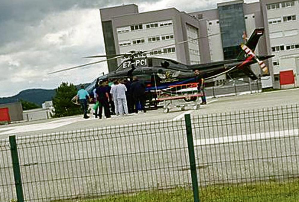 helikopterom vlade srbije prebačen u beograd