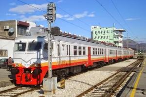 ANKETIRALI GRAĐANE PA IH UDARILI PO DŽEPU: Crnogorska železnica podigla cene karata jer su putnici rekli da su jeftine!