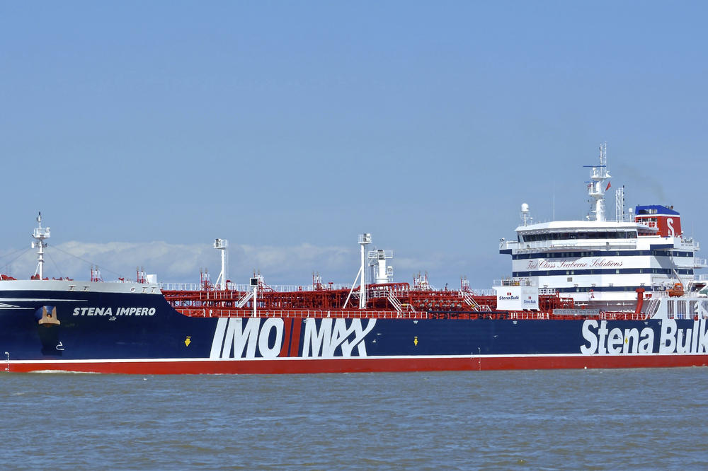 STENA IMPERO PONOVO PLOVI: Britanski tanker krenuo iz iranske luke, uputio se prema UAE! (FOTO)