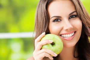 NAUKA POTVRDILA: Miris zelene jabuke tera glavobolju
