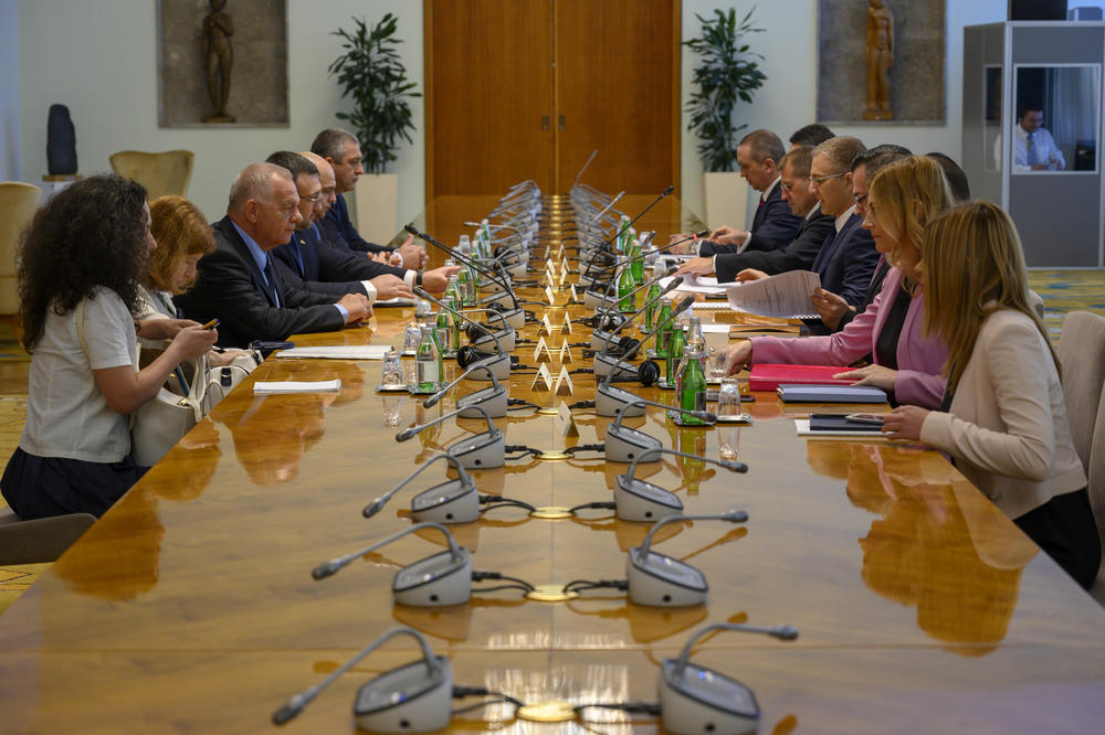 POTPISAN SPORAZUM O SARADNJI U OBLASTI VANREDNIH SITUACIJA: Ministar Stefanović sa bugarskim kolegom (FOTO)