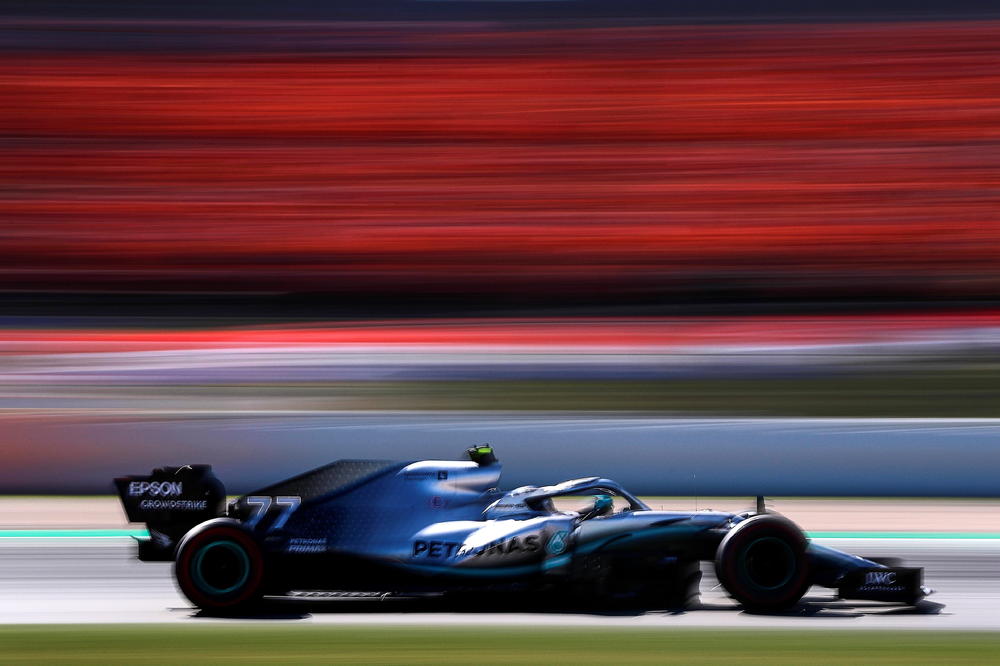 PROCENJUJU SE RAZNE IDEJE: Formula 1 želi da se spasi sezona, moguće trke i u januaru