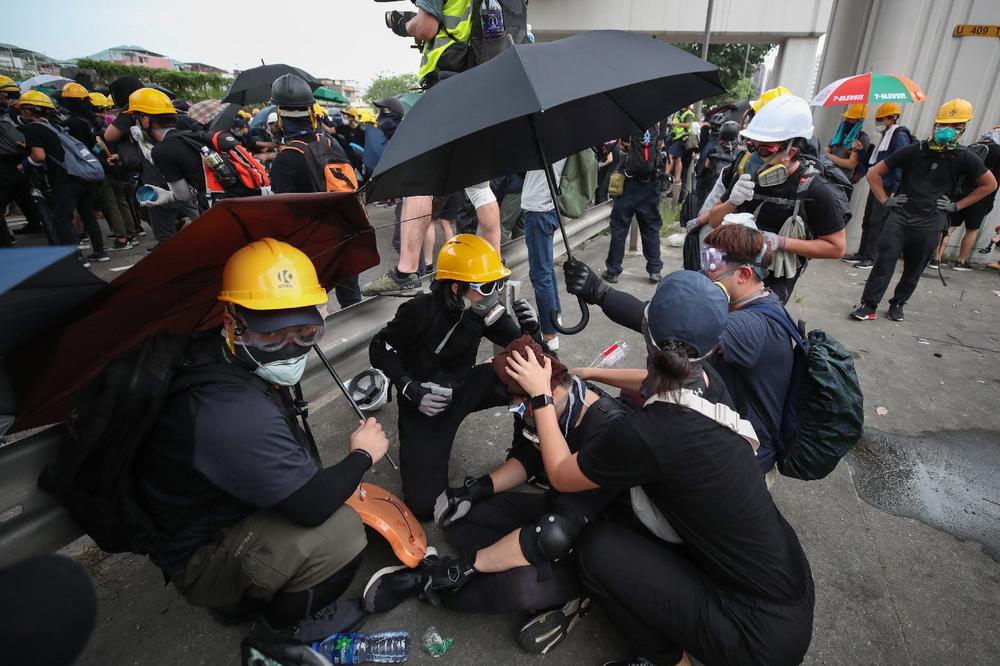 NOVI PROTESTI U HONGKONGU: Hiljade ljudi izašle na ulice uprkos upozorenjima policije! (VIDEO)