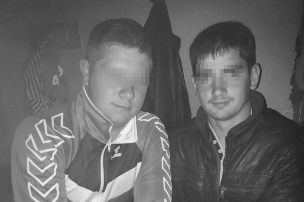 DEJAN (23) I LJUBOMIR (25) SU BILI NAJBOLJI DRUGOVI, A NOĆAS SU ZAJEDNO OTIŠLI U SMRT: Motorom se zakucali u traktor koji nije bio dobro osvetljen, na mestu ostali mrtvi