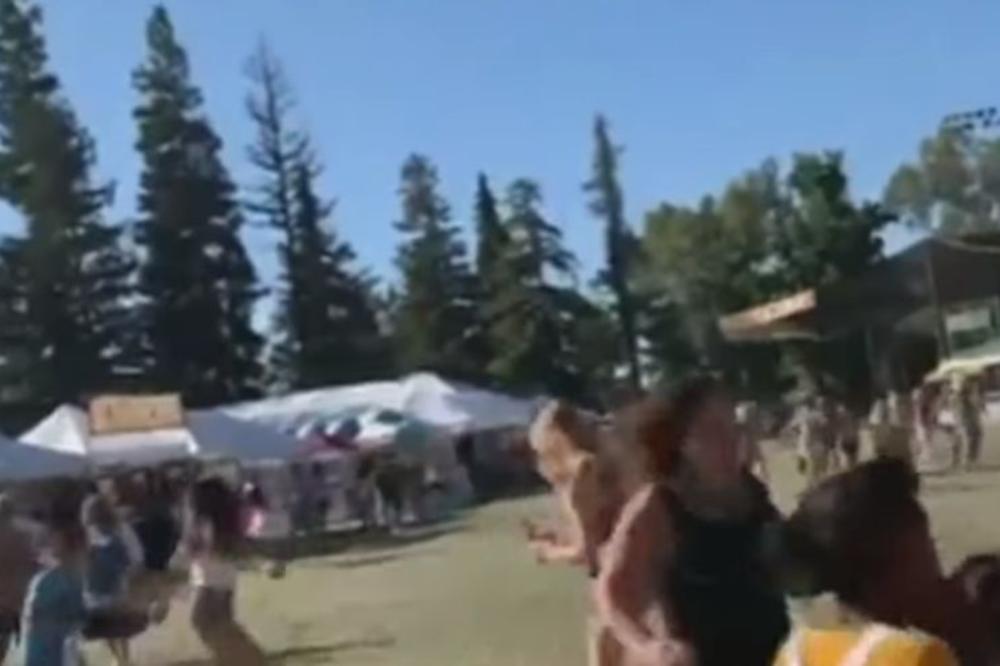 PUCNJAVA NA FESTIVALU U KALIFORNIJI: Napadač rešetao posetioce, ljudi panično bežali i spasavali živu glavu! Najmanje 4 mrtvih, dok je 15 povređeno! (VIDEO)