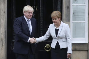 BORIS DŽONSON IZVIŽDAN U ŠKOTSKOJ: Predsednica škotske vlade na odustaje od priprema za referendum o nezavisnosti!