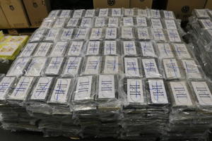 PERUANSKA POLICIJA ZAPLENILA ČETIRI TONE DROGE: Srbi učestvovali u švercu kokaina?