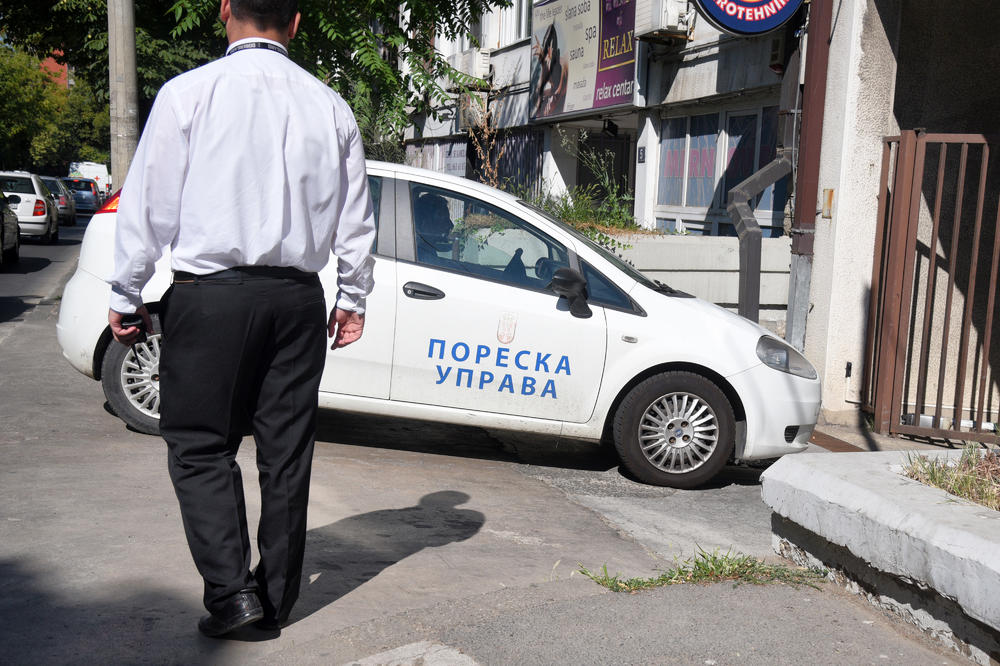 ZVEČI KASA: Srpski poreznici naplatili 749 milijardi dinara