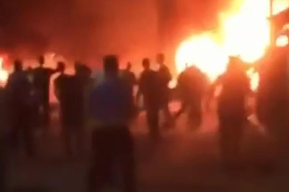 LANČANI SUDAR I STRAVIČNA EKSPLOZIJA U EGIPTU: 19 mrtvih, 30 ranjenih ispred bolnice centru Kaira! Vatra kuljala na sve strane, pacijenti smesta evakuisani! (VIDEO)