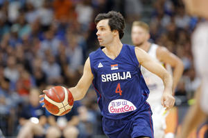 KAD JE TEO POSTAO DŽORDAN BEO: FIBA se setila Teodosićevih bravura i pobede Srbije nad Slovenijom za prvu medalju