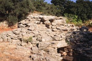 SENZACIONALNO OTKRIĆE! U Grčkoj pronađene netaknute grobnice stare više od 3 milenijuma!