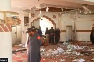 KRVOPROLIĆE NA MOLITVI: 5 mrtvih u eksploziji u džamiji u Pakistanu! Bomba bila ispod imamove stolice!