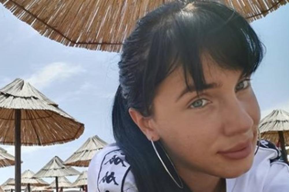 KAD SUBOTIĆEVA SEDNE ČUVENOM PECI U KRILO SVE SE ZALJULJA: Aleksandra se zanela sa dečkom, pa ZAPUŠILA usta svima koji misle da je sa njim SAMO ZBOG PARA! (FOTO)