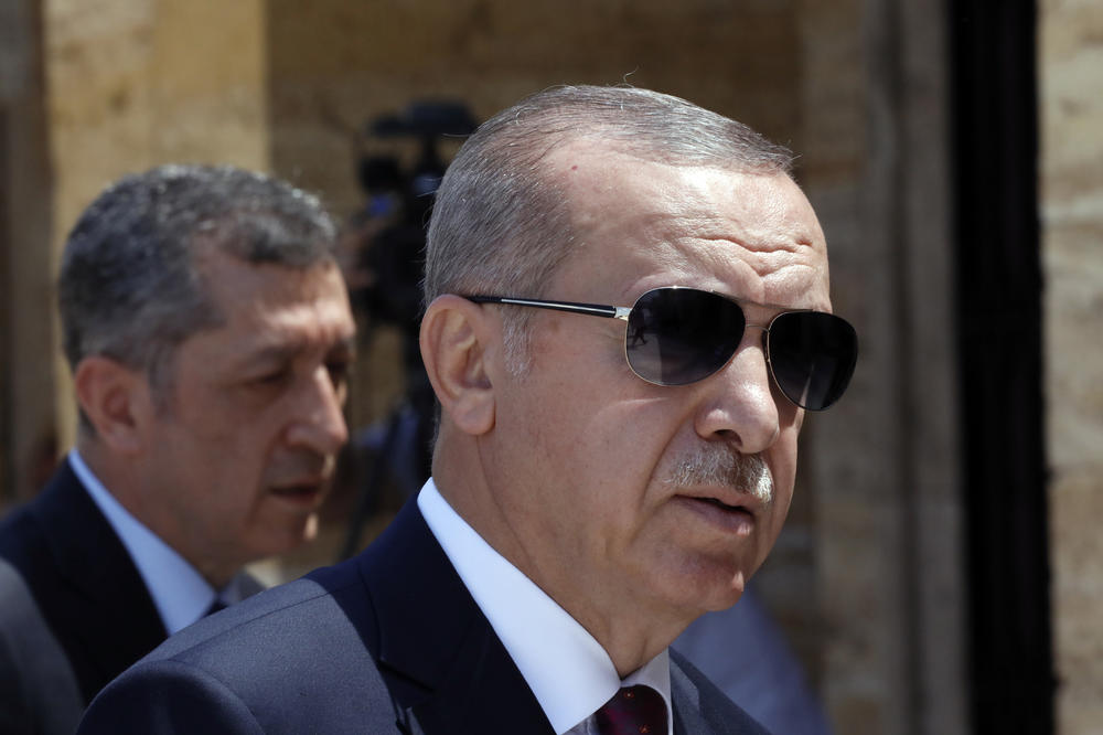 TURSKA ŠALJE VOJSKU U DRUGU ZEMLJU! Erdogan najavio skoro slanje kopnenih trupa na sever Sirije