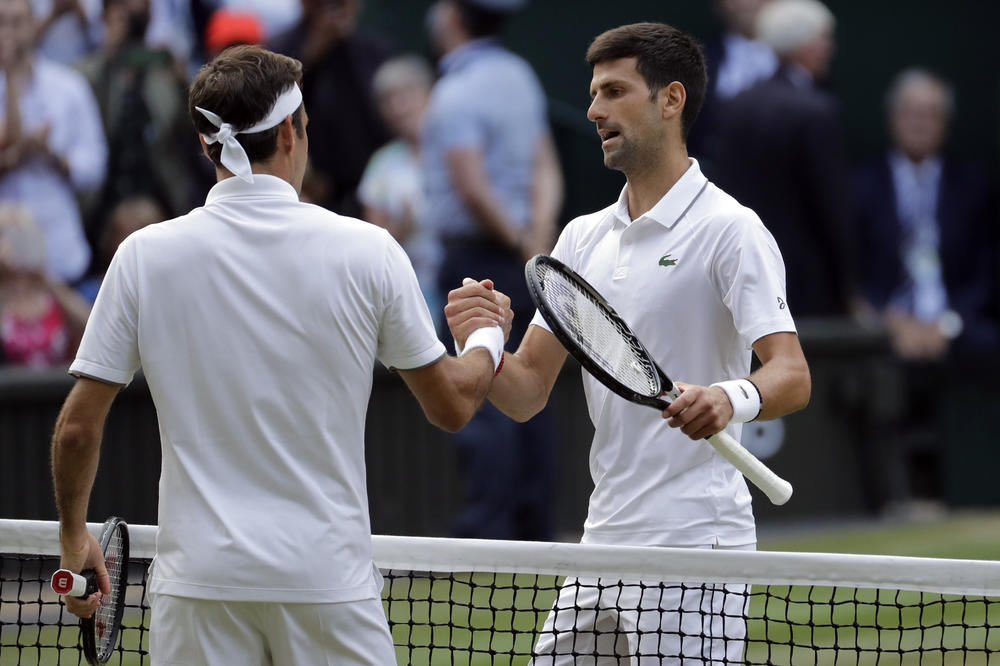 E, KADA SMO I OVO DOČEKALI: Federer priznao da se DIVI Novaku Đokoviću! OVO je ono što im je zajedničko!