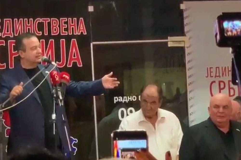 DAČIĆA DRUG VANJA HTEO DA IZREKLAMIRA, ALI MU INSTAGRAM LUPIO ZABRANU: Banovali promociju stare srpske pesme Tamo daleko?! (FOTO, VIDEO)