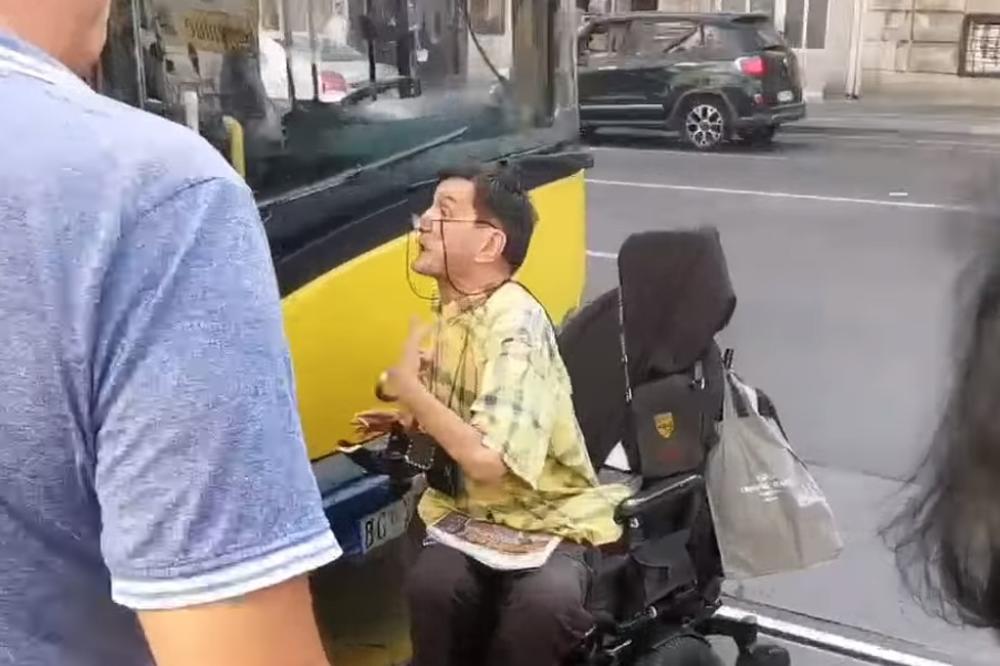 HAOS U RUZVELTOVOJ: Muškarac u invalidskim iz revolta stao na šine i blokirao saobraćaj