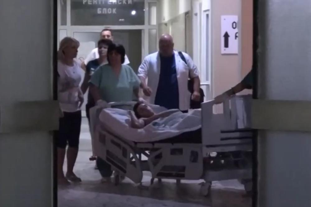 OVO JE SRPSKI DEČAK KOG SU ALBANCI IZBOLI U KOSOVSKOJ  MITROVICI: Objavljen  dramatičan snimak kako dovoze ranjenog Danila u bolnicu! JEDVA PREŽIVEO NAPAD (VIDEO)