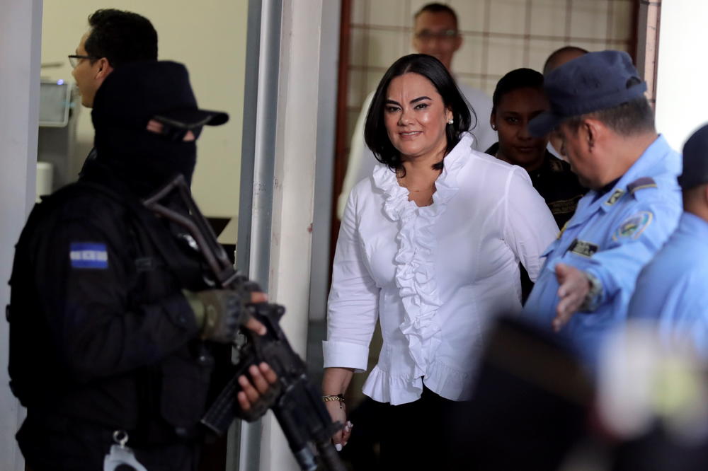 OVAKO SE BORI PROTIV KRAĐE DRŽAVE: Bivša prva dama Hondurasa dobila 58 godina zatvora jer je kupovala nakit državnim parama (VIDEO)
