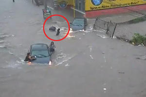 SMRT UŽIVO: Jeziv snimak iz Meksika! Odbojkašica (17) upala u šaht i udavila se tokom poplave (UZNEMIRUJUĆI VIDEO)