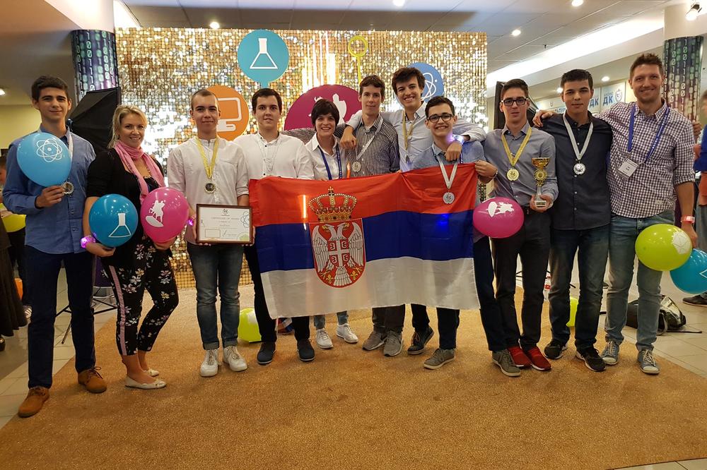 ONI SU PONOS SRBIJE: Učenici Matematičke gimnazije osvojili 8 medalja na olimpijadi u Moskvi