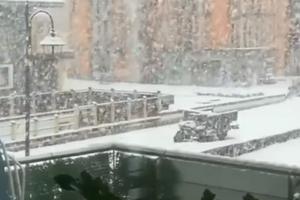 JOŠ JE LETO, ALI ZIMA JE VEĆ STIGLA: U Austriji i Italiji pada sneg, samo veje! (VIDEO)