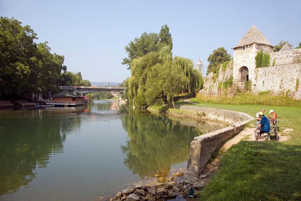 HRABRA BANJALUČANKA SKOČILA U LEDENU VODU I IZVUKLA MALOLETNICU: Drago mi je da sam spasila nečiji život