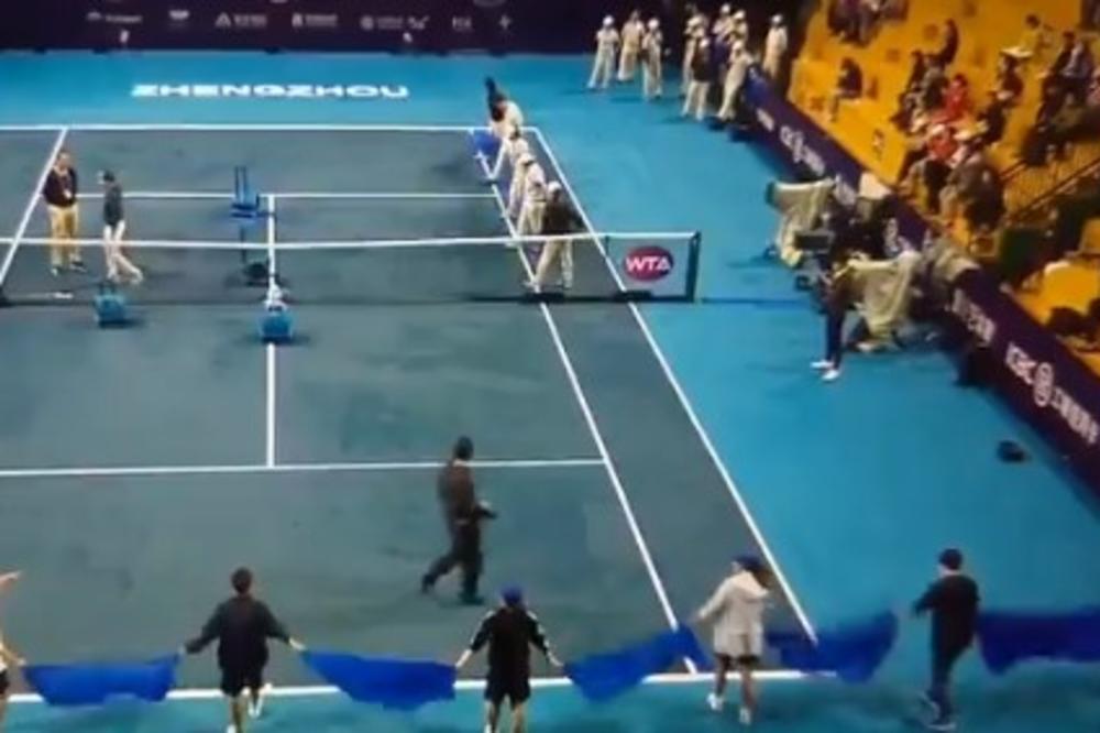 OVO MORATE POGLEDATI DA BISTE VEROVALI: Pogledajte kako Kinezi suše teniski teren! VIDEO