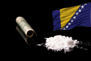SUPER DROGA STIGLA U BiH: Ajs je 10 puta jači od kokaina, evo za koliko može da izazove smrt! (UZNEMIRUJUĆI VIDEO)