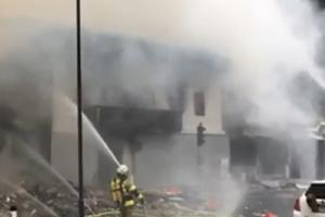 EKSPLOZIJA U AUSTRIJI: Najmanje 9 povređenih! Prvo je odjeknulo, pa izbio požar u supermarketu! (VIDEO)
